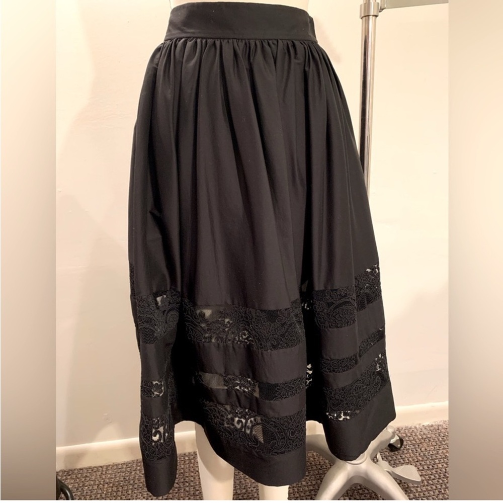 Alice + Olivia Black A-Line Skirt with lace, volume skirt - Picture 2 of 5